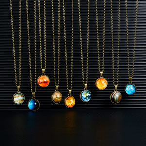 Collares Colgantes Retro de Moda con <span class=keywords><strong>Ocho</strong></span> <span class=keywords><strong>Planetas</strong></span>, Tierra <span class=keywords><strong>y</strong></span> <span class=keywords><strong>Sol</strong></span>, Luminosos, de Doble Cara, para Parejas, Hombre <span class=keywords><strong>y</strong></span> Mujer, Venta al por Mayor 2026 - Product Image 2