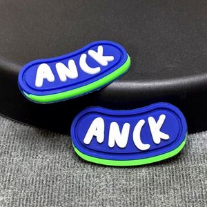 Patch PVC personnalisé avec logo, étiquette en silicone souple 3D en relief, patchs PVC thermocollants pour vêtements, autocollant Velcro personnalisé - Product Image 3