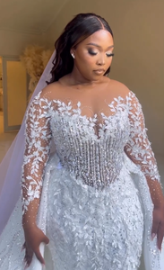 Abito da Sposa a Sirena di Lusso Personalizzato 2 <span class=keywords><strong>in</strong></span> 1 con Applicazioni <span class=keywords><strong>in</strong></span> Pizzo, Pesanti Perline e Strascico Staccabile - Product Image 6