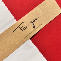 Autocollant adhésif personnalisé en papier kraft en bande longue pour scellage, idéal pour boîtes à pâtisserie, emballages cadeaux, enveloppes et scellage de mochi – Vente en gros