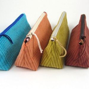 Étui à crayons personnalisé en velours côtelé durable avec fermeture éclair et protection, rangement écologique pour fournitures scolaires et cadeaux - Product Image 4