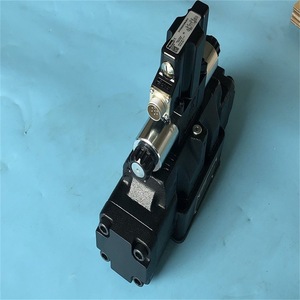 Vanne de commande directionnelle proportionnelle Parker D91FBE02HC4NG00, vanne hydraulique - Product Image 3