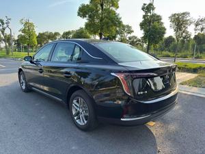 Hongqi <span class=keywords><strong>E</strong></span>-QM5: Tranquillità Elettrica, Progettata per il Viaggio. Serenità Silenziosa, Comfort Spazioso. - Product Image 6