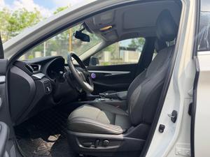 Auto Usado en Venta, <span class=keywords><strong>Infiniti</strong></span> QX50 2020 2.0T FWD, SUV Usado con Volante a la Izquierda, Gasolina, Automático, 268hp, Excelente Estado - Product Image 3