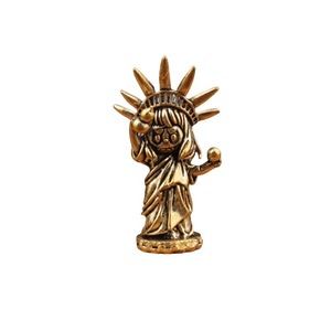 Figurine de la Statue de la Liberté en laiton, mini ornement de 4,8 cm, décoration de salon, design compact, style contemporain - Product Image 5
