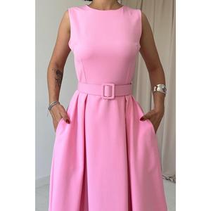 Vestido de Noche Rosa de Satén con Cuello Halter, Corte A, Cintura Natural, Silueta Acampanada, Ecológico - Product Image 2