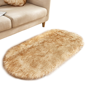 Tappeto a Forma di Cuore Morbido e Soffice in Poliestere Effetto Lana, Misura Personalizzabile per Soggiorno, Camera da Letto e Sala Giochi per Bambini - Product Image 6