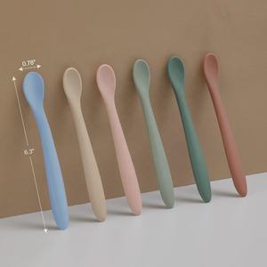 <span class=keywords><strong>Am</strong></span> Azon Vente à Chaud Cuillère Pliable en Silicone Doux de Qualité Alimentaire pour Bébé à Long Manche Pointe Souple Cuillère d'Alimentation de Sevrage à Led pour Bébé - Product Image 6