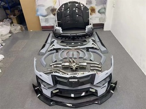 Kit carrosserie M Style en fibre de carbone sèche pour <span class=keywords><strong>Lamborghini</strong></span> <span class=keywords><strong>Urus</strong></span> : pare-chocs avant, pare-chocs arrière, aileron arrière, capot, garde-boue, échappement, jupes latérales - Product Image 2