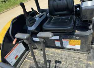 Mini-pelleteuse d'occasion KOMATSU PC20 PC20MR 2T PC 20MR 35 40 55 70 78 en stock à vendre - Product Image 5