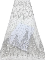 Tissu en dentelle brodée 100% polyester avec motif floral à paillettes et perles, vendu au mètre pour robes et vêtements
