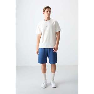 เสื้อยืดผู้ชายทรงโอเวอร์ไซส์ ผ้าถักเนื้อนุ่ม หนา พิมพ์ลาย สตรีทแวร์ โพลีเอสเตอร์/คอตตอน สีขาว-88373-สีเอครู ระบายอากาศได้ดี - Product Image 2