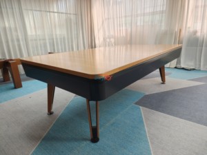 Table de <span class=keywords><strong>billard</strong></span> de salle à manger en bois de chêne massif au design élégant et de haute qualité, avec options de 7, 8 ou 9 pieds et accessoires offerts - Product Image 2