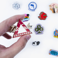 Pin Enamel Produsen Anime Bros Logam Keras Lencana Lucu Logo Kustom Pin Enamel Magnetik Lembut untuk Kerah