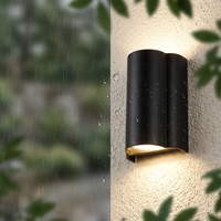Lampes murales extérieures LED de style européen à montage en surface, étanches IP65, avec éclairage haut et bas et garantie de 3 ans