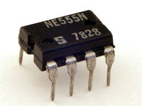 Circuit intégré 555 Timer IC, pack de 100 pièces, composants électroniques IC