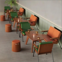 Ensemble de canapés et de chaises en bois traditionnel industriel pour café, bar, salon, hôtel et salle à manger