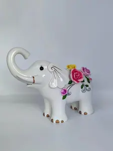 Modern White Mock Ceramic Resin Elephant Statue Flowers Outdoor Table Home Decoration Gifts