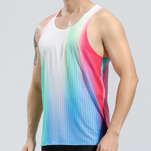 Camiseta Deportiva Ligera de Verano para Hombre, de Secado Rápido, con Aberturas Laterales en Tres Colores, Personalizada con Estampado para Maratón - Product Image 3