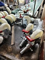 Roue de chariot robuste pour échafaudage avec frein pivotant et protections filetées
