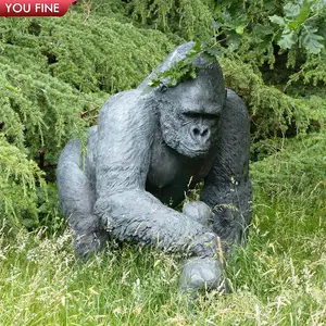 야외 장식 영웅적인 거대한 동물 실물 크기 청동 킹콩 고릴라 동상