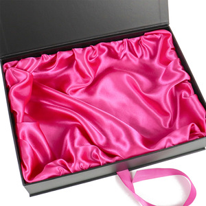 Benutzer definiertes Logo Schwarz-Weiß-Luxus-Papier box Verpackung Perücke Haar bürste Verlängerung sbox Verpackung mit Satin band Closoure