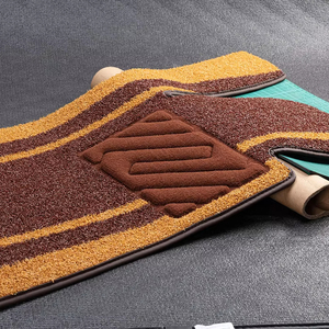 Alfombrillas Universales para Automóviles Autobo, <span class=keywords><strong>Precio</strong></span> de Mayoreo, Juego de Alfombras para la Mayoría de los Automóviles, Tamaños Personalizados/Fábrica OEM Directo de China - Product Image 1