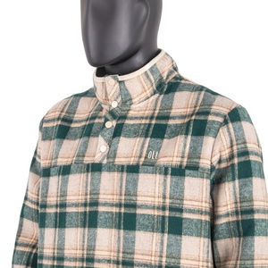 Sweat-shirt à col boutonné pour homme TOPSHOW, logo brodé personnalisé, manches longues, vert beige, pull en laine à carreaux - Product Image 3