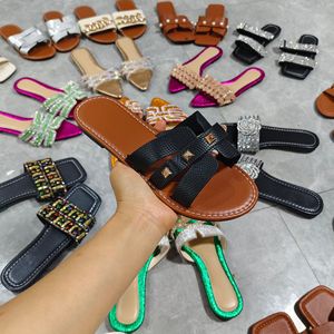 Sandalias Planas para Niñas, Listas para Enviar, Pantuflas de PVC para Exteriores, Chanclas con Parte Superior de PU y Suela de Goma, Colores Variados, Venta al Por Mayor - Product Image 6