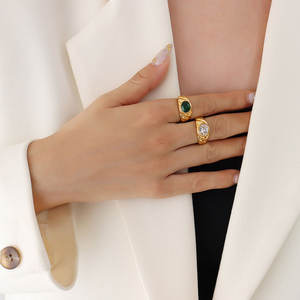 Anillos Resistentes al Deslustre e Impermeables de Buena Calidad, Anillo de Acero Inoxidable 316L Chapado en Oro PVD de 14k y 18k con Zirconia, Anillo de Compromiso para Mujer - Product Image 4