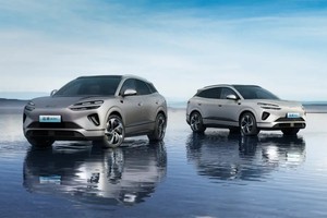 BYD Sea Lion 05EV SUV Elettrico Usato, Trasmissione Automatica, Basso Chilometraggio 25000KM, Buone Condizioni, 5 Posti, Guida a Sinistra - Product Image 2