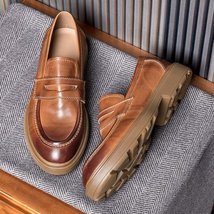 High-top black leather <b>men's</b> new genuine leather loafers British style versatile fashionable retro colored high-end <b>men</b>‘s <b>shoes</b> - Product Image 1