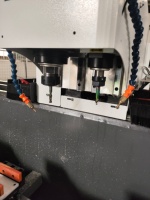 Máquina para Fabricar Puertas y Ventanas, Máquina de Perforación y Fresado de Perfiles de Aluminio, Controlada por PLC, Compatible con PVC, Serie 20