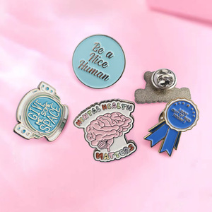 Broche de acero esmaltado de aleación de Zinc, broche personalizado de Doctor enfermera - Product Image 3