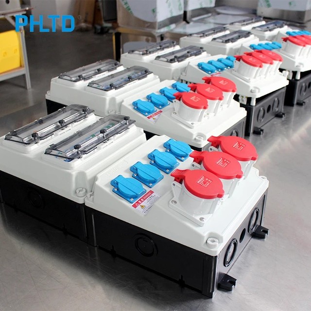 PHLTD Hot Selling Splicing Electrical Equipment Power Distribution Box Electrical Cabinet Installation Industrial Socket Box