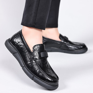 รองเท้าโลฟเฟอร์หนังลำลองสำหรับผู้ชาย พื้นนุ่ม หนังวัว หัวมน สวมใส่สบาย สีดำ สีน้ำตาล แฟชั่นวัยรุ่น รองเท้าขับรถ - Product Image 3