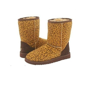 <span class=keywords><strong>Bottes</strong></span> d'hiver en daim véritable pour femmes, chaussures d'hiver en fourrure de haute qualité, <span class=keywords><strong>bottes</strong></span> de neige en <span class=keywords><strong>caoutchouc</strong></span> HCG - Product Image 1