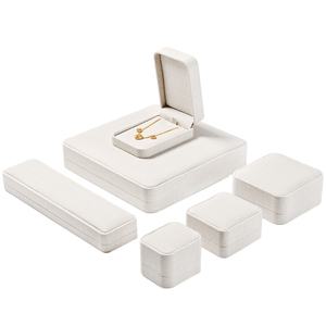 FANXI चीन थोक कस्टम सुरुचिपूर्ण आइवरी सफेद पु चमड़े के गहने उपहार बक्से अंगूठी कान की बाली चूड़ी हार आभूषण पैकेज बॉक्स - Product Image 1