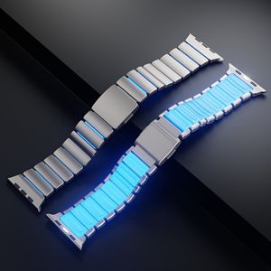 Bracelet de montre intelligente en titane véritable avec boucle magnétique puissante Noctilucent pour Ultra 3/<span class=keywords><strong>2</strong></span>, compatible avec les séries 11, 10, 46 mm, 45 mm, 44 mm, 42 mm - Product Image 1