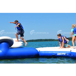 Jouet d'eau gonflable Ninja Quad Steps Parcours d'obstacles d'eau personnalisé pour tous les âges - Product Image 4