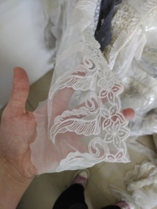 Dentelle en coton 100% en gros, prix au kg, dentelle beige de 15 cm, maille florale brodée, dentelle douce pour la peau, pour robe, en <span class=keywords><strong>solde</strong></span> - Product Image 2