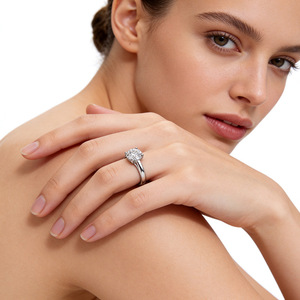 Anillos de Compromiso para Mujer con Diamante Moissanita VVS de 2 Quilates, Plateados en Rodio y Plata de Ley S925, Nueva Colección de Moda - Product Image 2