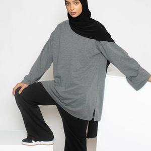 ชุดออกกำลังกายมุสลิม ชุดกีฬาสำหรับผู้หญิง แอธเลเชอร์ เสื้อหลวมแขนกว้าง สีเทาแอนทราไซต์ - Product Image 1