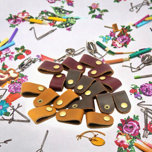 ที่เก็บสายชาร์จหูฟังหนังแท้แบบหนีบ USB สำหรับเดินทาง พร้อมโลโก้สั่งทำ ของขวัญต้อนรับ - Product Image 3