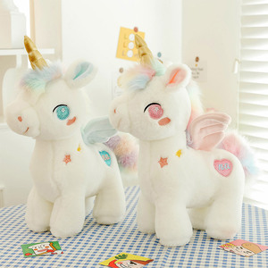 Adorables Peluches de Unicornio de Ensueño, Cuerpo de Felpa de Algodón Ligero, Juguetes de Peluche Cómodos, Deliciosos Regalos con Logotipo de Color Personalizable - Product Image 3