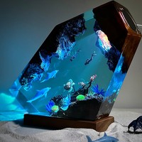 Dropshipping Shopify Dioroma Veilleuse de plongée gratuite Pieuvre géante Couple Plongeur Cadeau d'été unique Lampe en bois et résine époxy