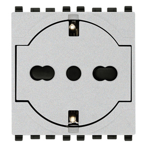 เต้ารับแบบฝังผนัง 2P+T P40 ขนาด 5.1x4.3x5.3 ซม. สำหรับใช้กับเต้ารับไฟฟ้า - Product Image 1