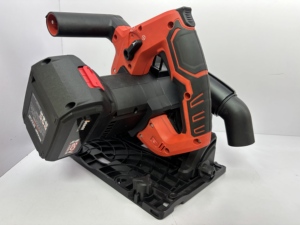 Para sierras de riel sin escobillas DC y sierras circulares eléctricas modelo CS204. Productos competitivos de Makita. - Product Image 3