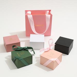 Bolsas de Regalo de Papel para Joyería con Cinta Impresa Personalizada, Bolsas de Compras con Asa de Cinta de Lujo y Logotipo Personalizado - Product Image 3