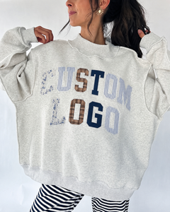 Sudadera Retro de Cuello Alto para Mujer, con Parches Personalizados y Gráficos de Letras, Oversize, Manga Larga, Suave, Estilo Urbano, Boutique Chic - Product Image 4